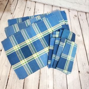 8 Placemats & 8 napkins in Blue Plaid